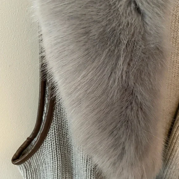 Talbots Gray Sweater Vest with Faux Fur Collar - Picture 3 of 3